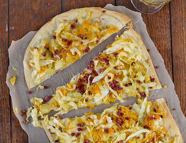 Würziger Flammkuchen